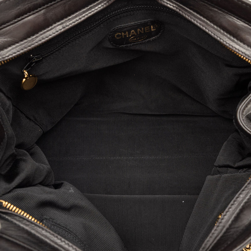 CC Lambskin Chain Tote - Image 4