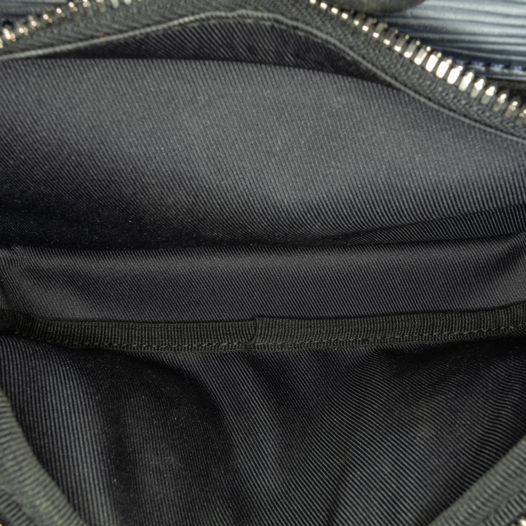 Epi Damier Graphite Bumbag - Image 6