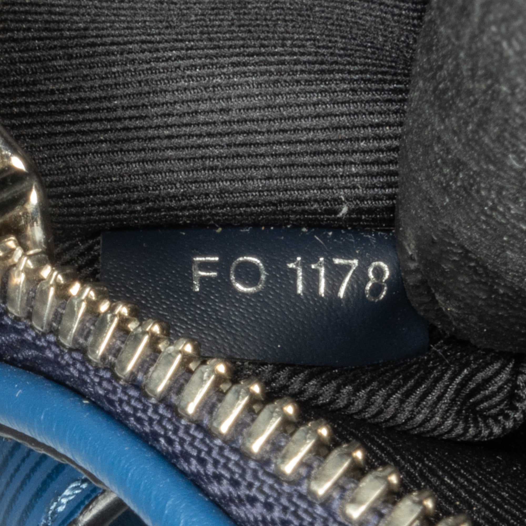 Epi Damier Graphite Bumbag - Image 8