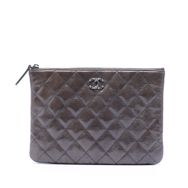 Small Quilted Crinkled Patent O Case Clutch