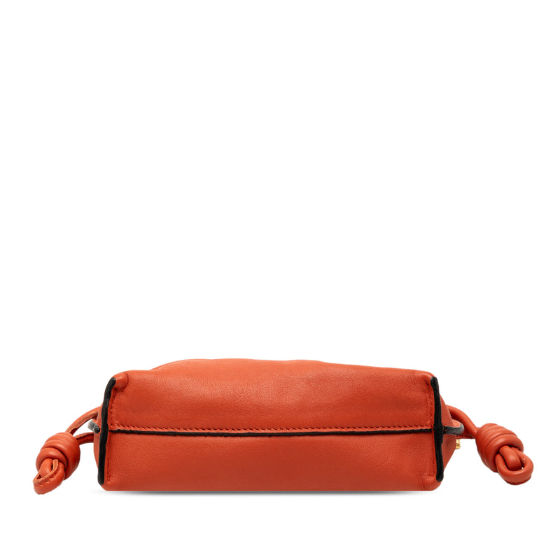 Nano Leather Flamenco Knot Chain Crossbody - Image 3