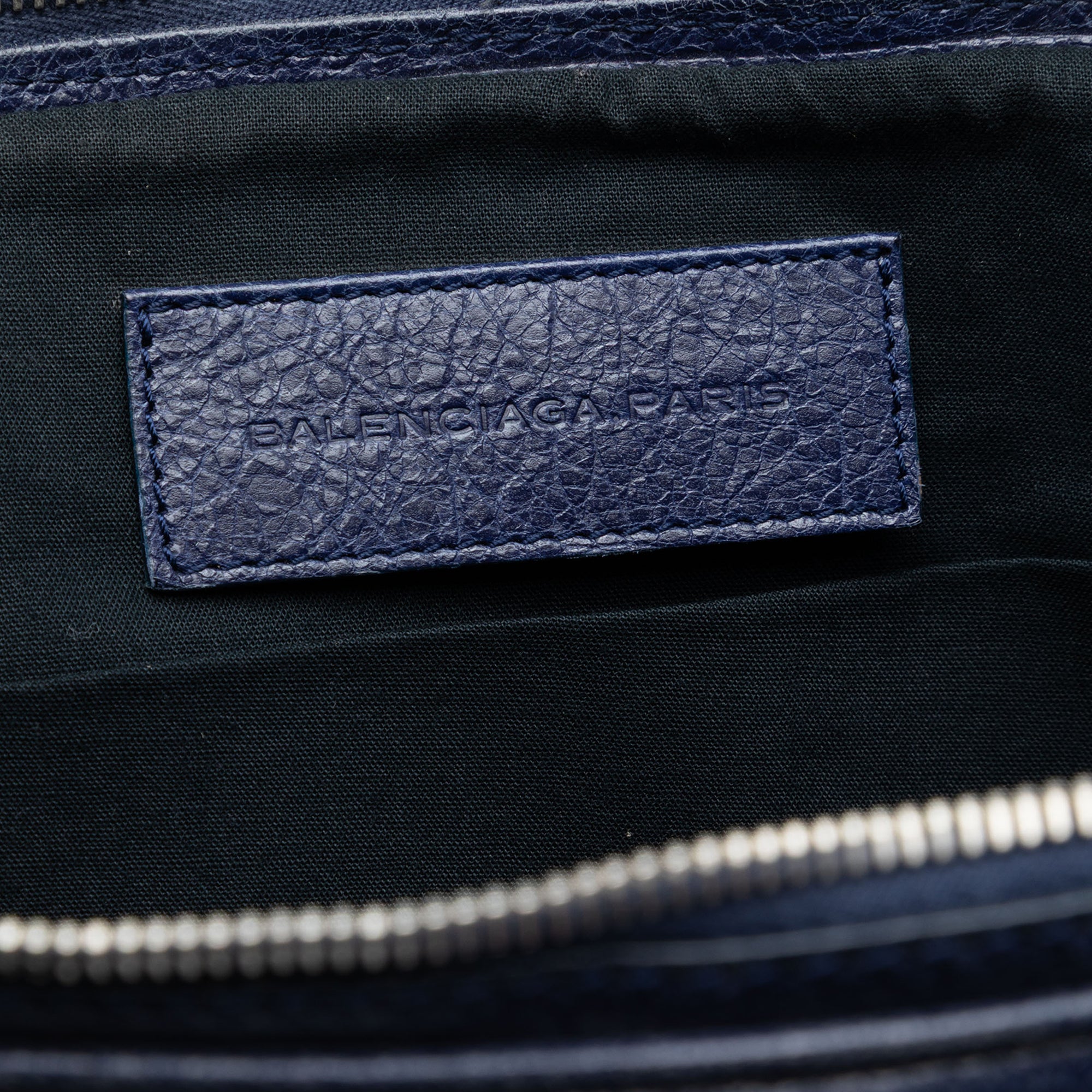 Lambskin Motocross Giant 12 Briefcase - Image 5