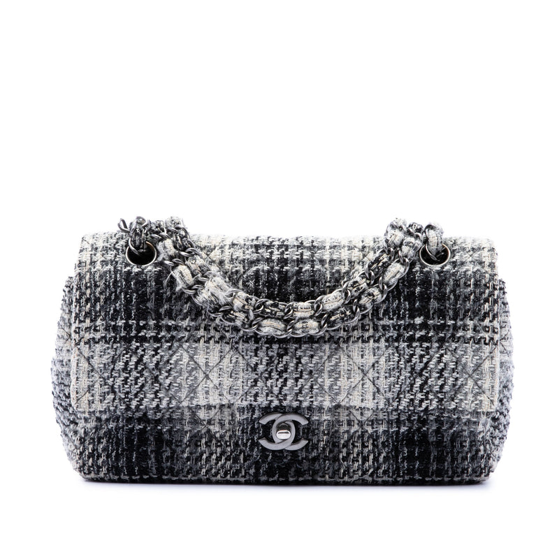 Medium Classic Quilted Tweed Double Flap