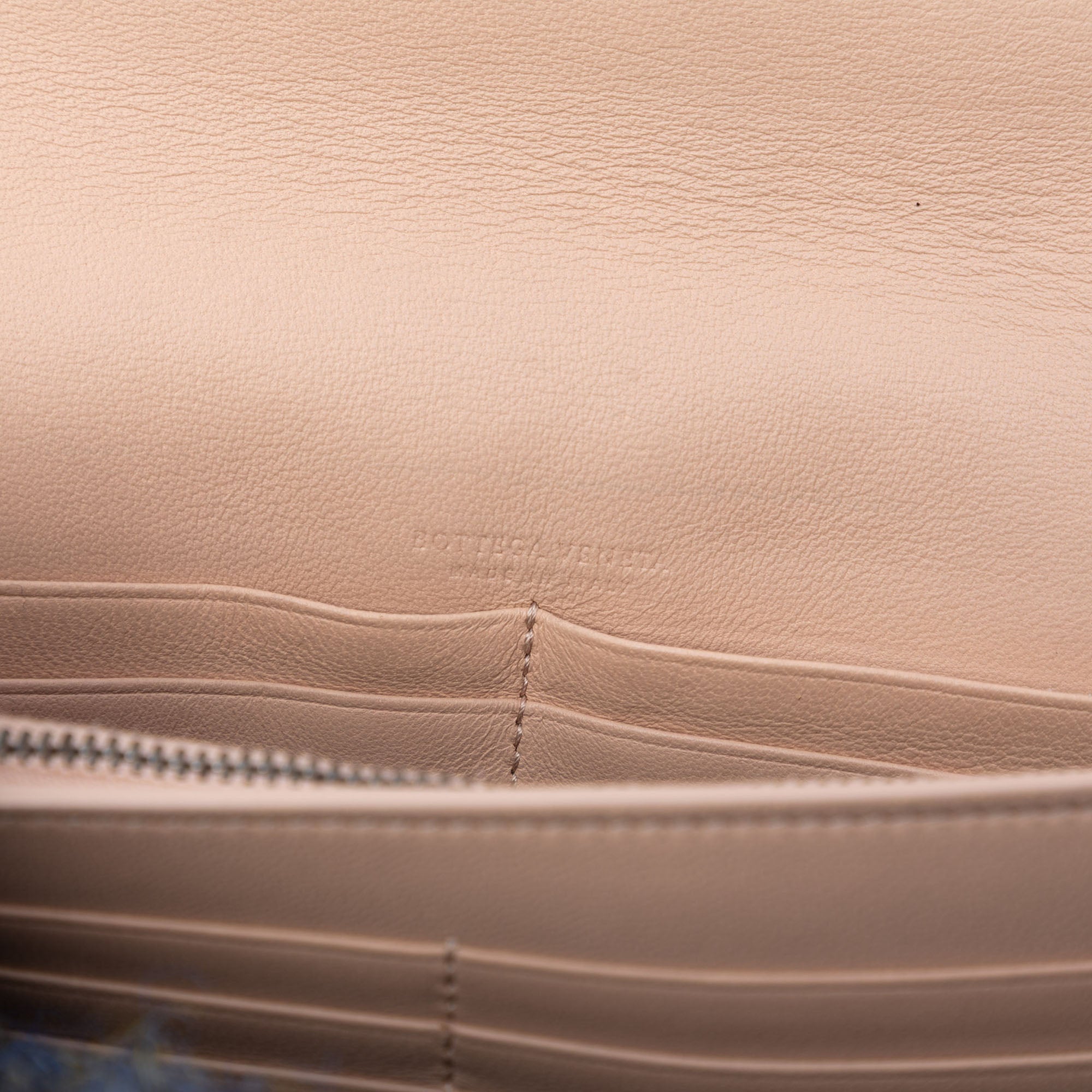 Nappa Intrecciato Wallet on Chain - Image 5