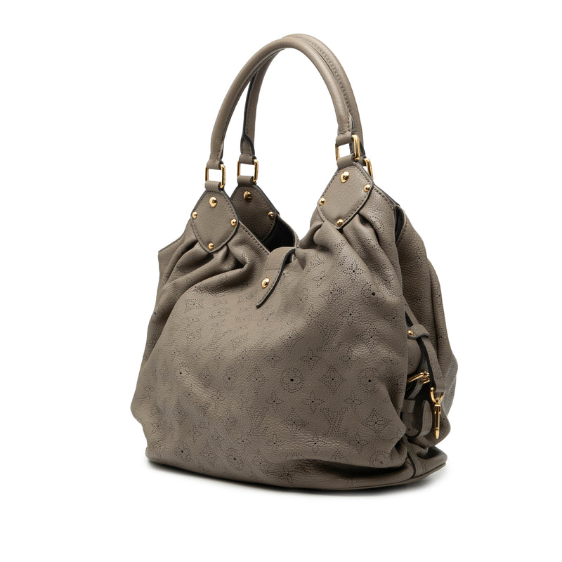 Monogram Mahina L Hobo - Image 2