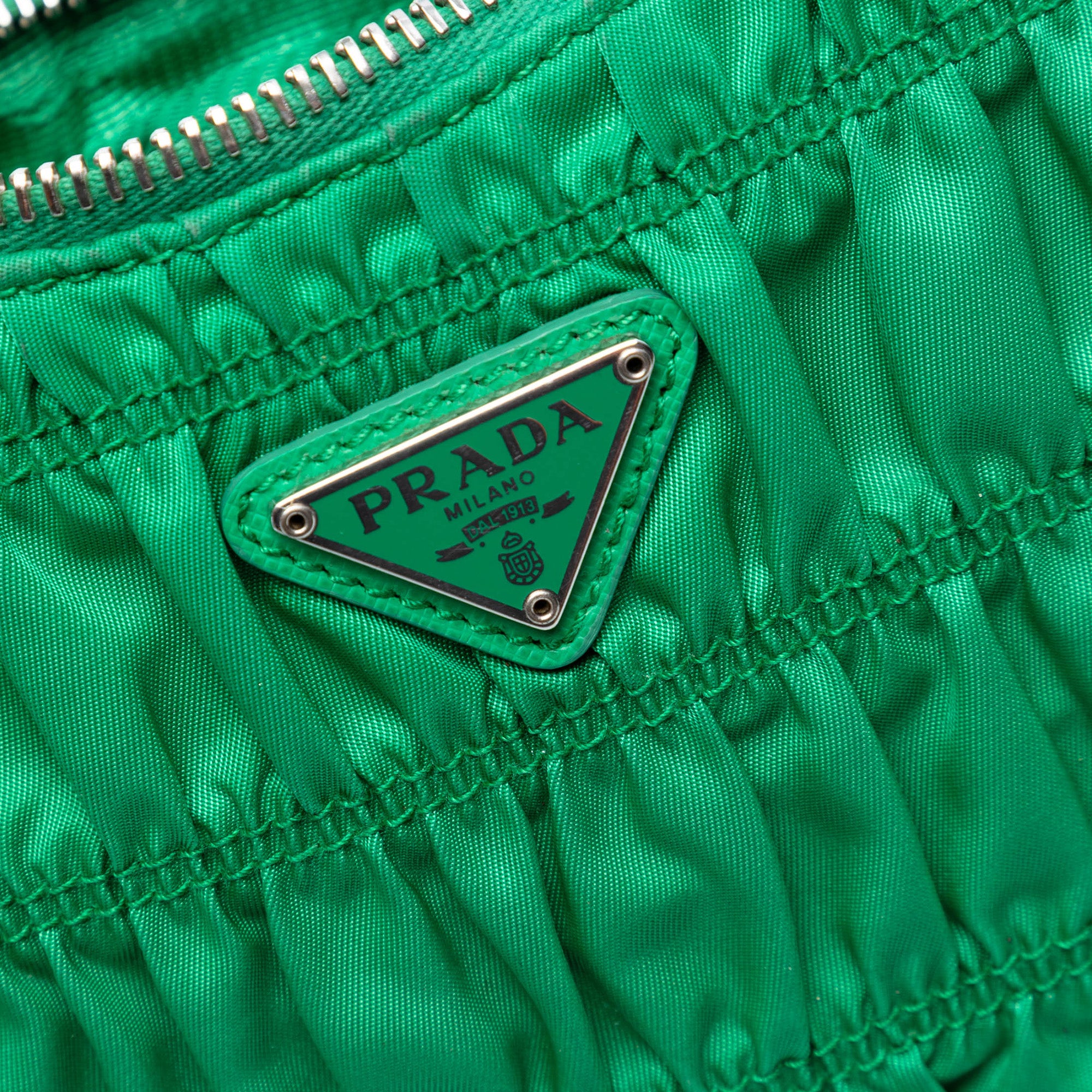 Tessuto Gaufre Re Edition Shoulder Bag - Image 5
