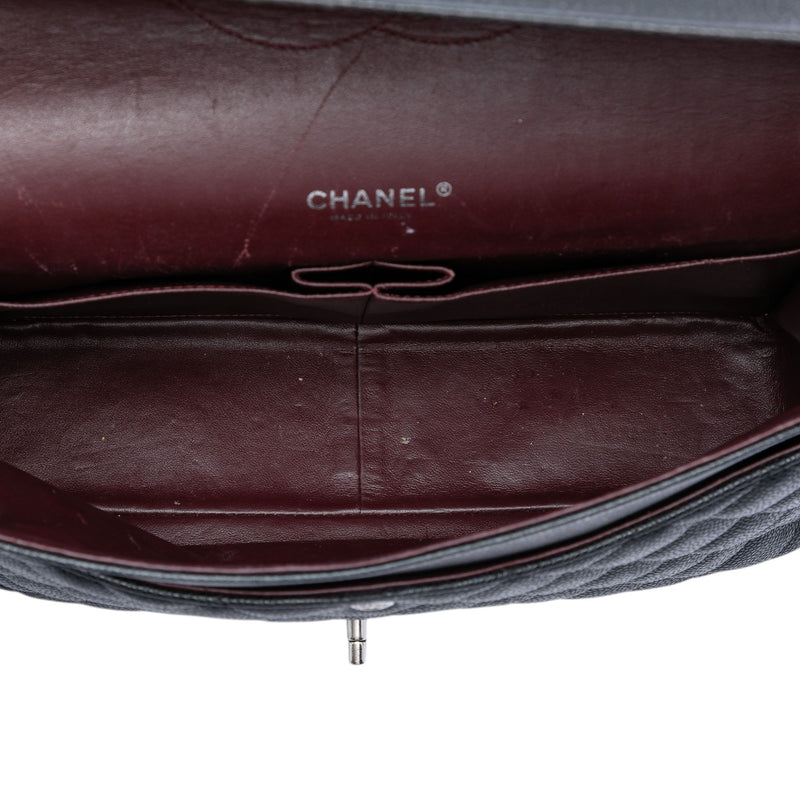 Maxi Classic Caviar Double Flap - Image 4
