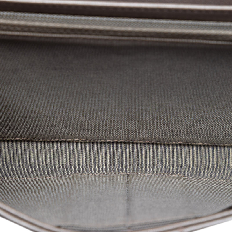 Quilted Metallic Lambskin Boy Clutch On Chain - Image 4