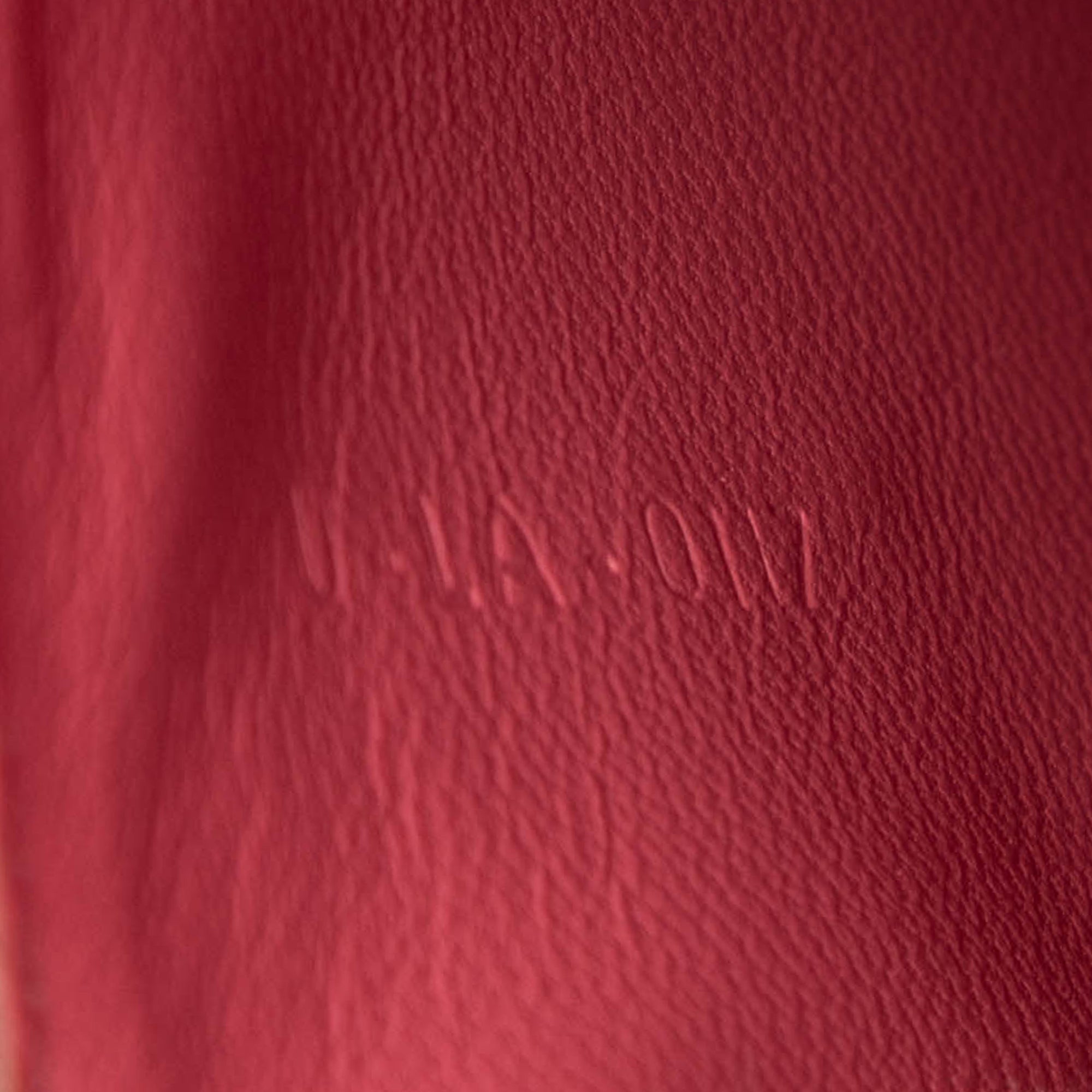 Medium Calfskin Classic Box - Image 6
