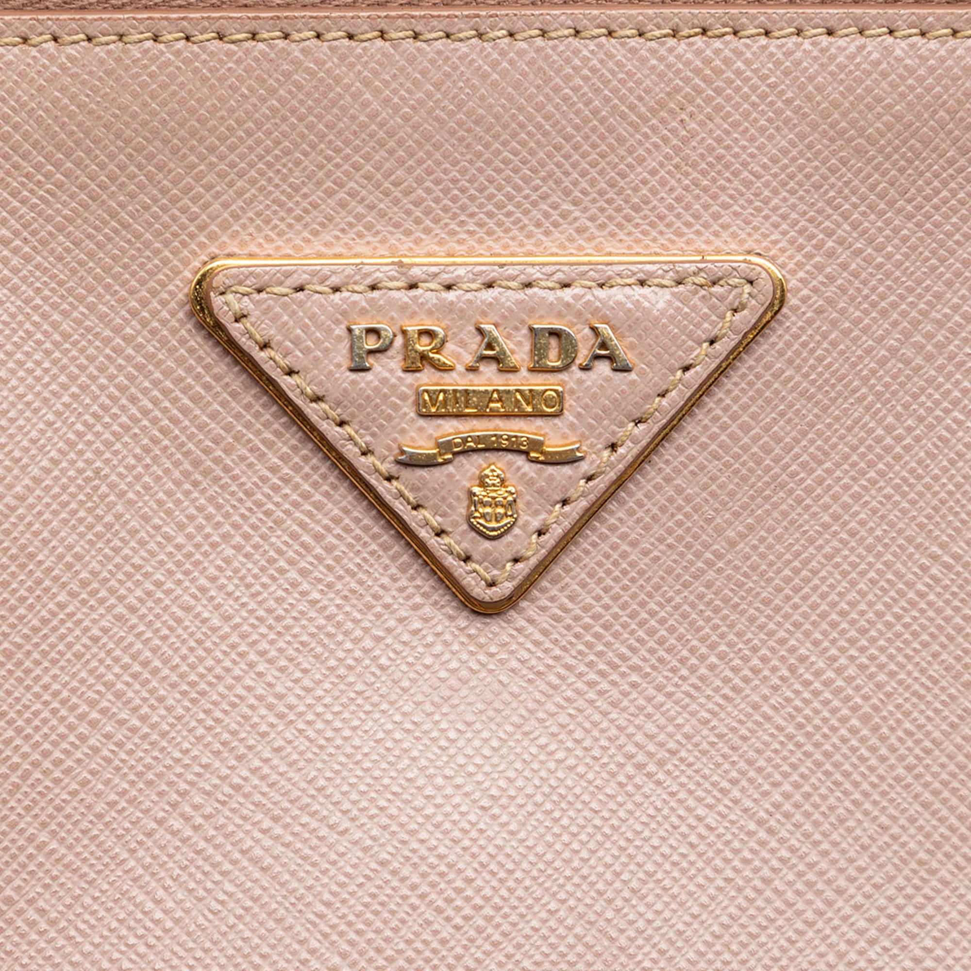 Medium Saffiano Lux Galleria Double Zip Tote - Image 5