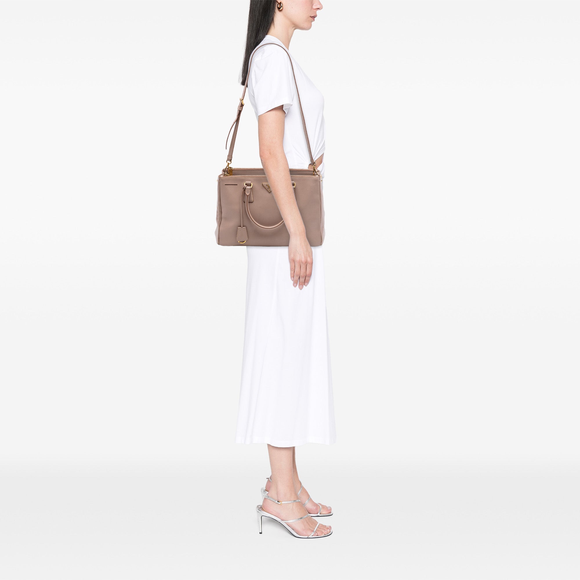 Medium Saffiano Lux Galleria Double Zip Tote - Image 6