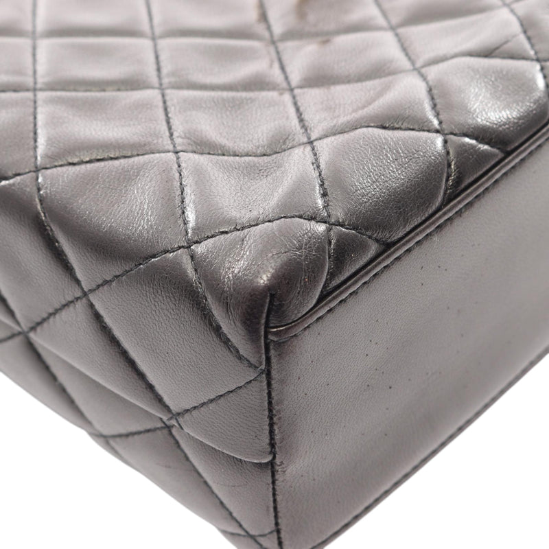 CC Quilted Lambskin Shoulder Bag - Image 11