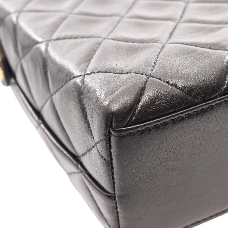 CC Quilted Lambskin Shoulder Bag - Image 9