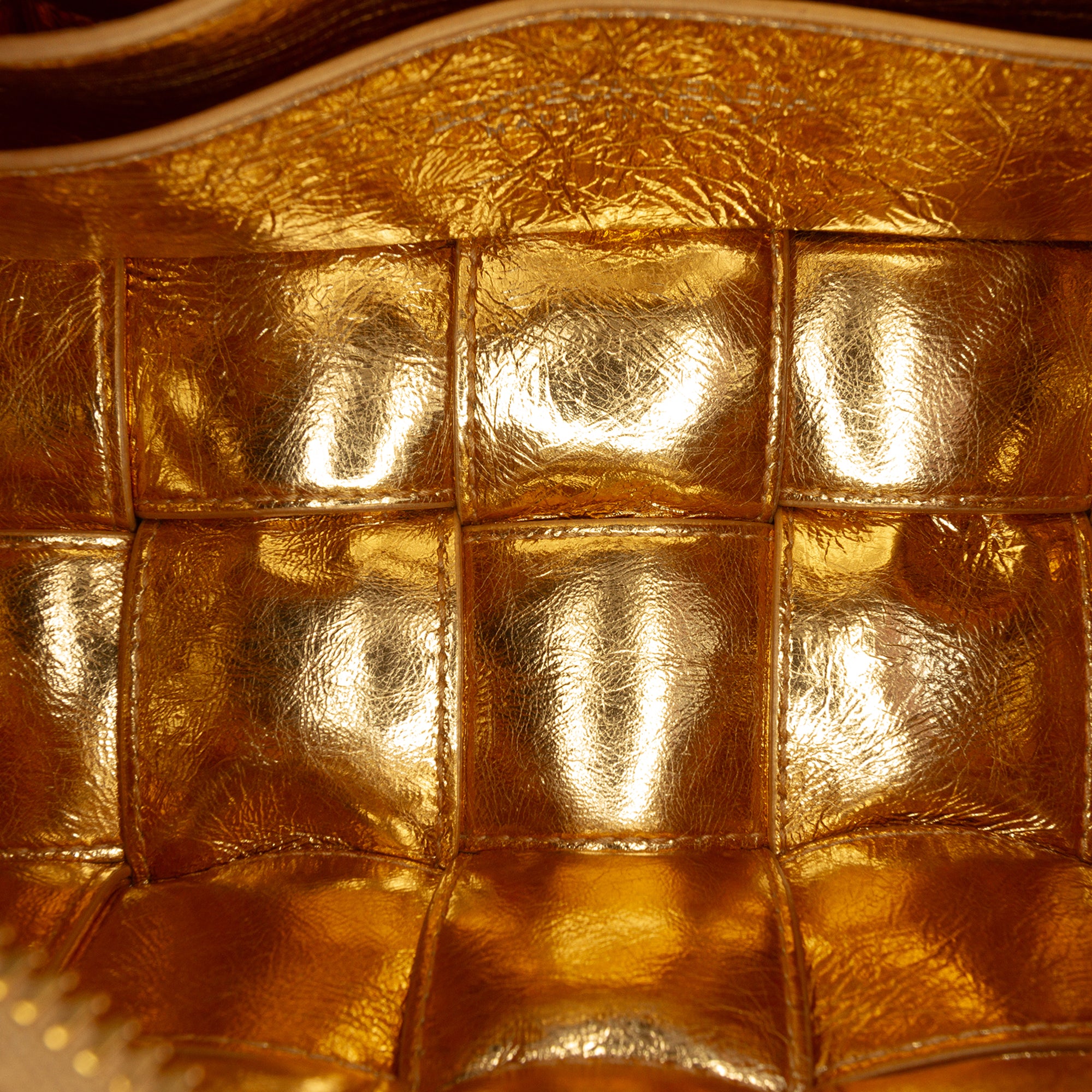 Small Metallic Lambskin Intrecciato Plisse Brick Cassette - Image 4