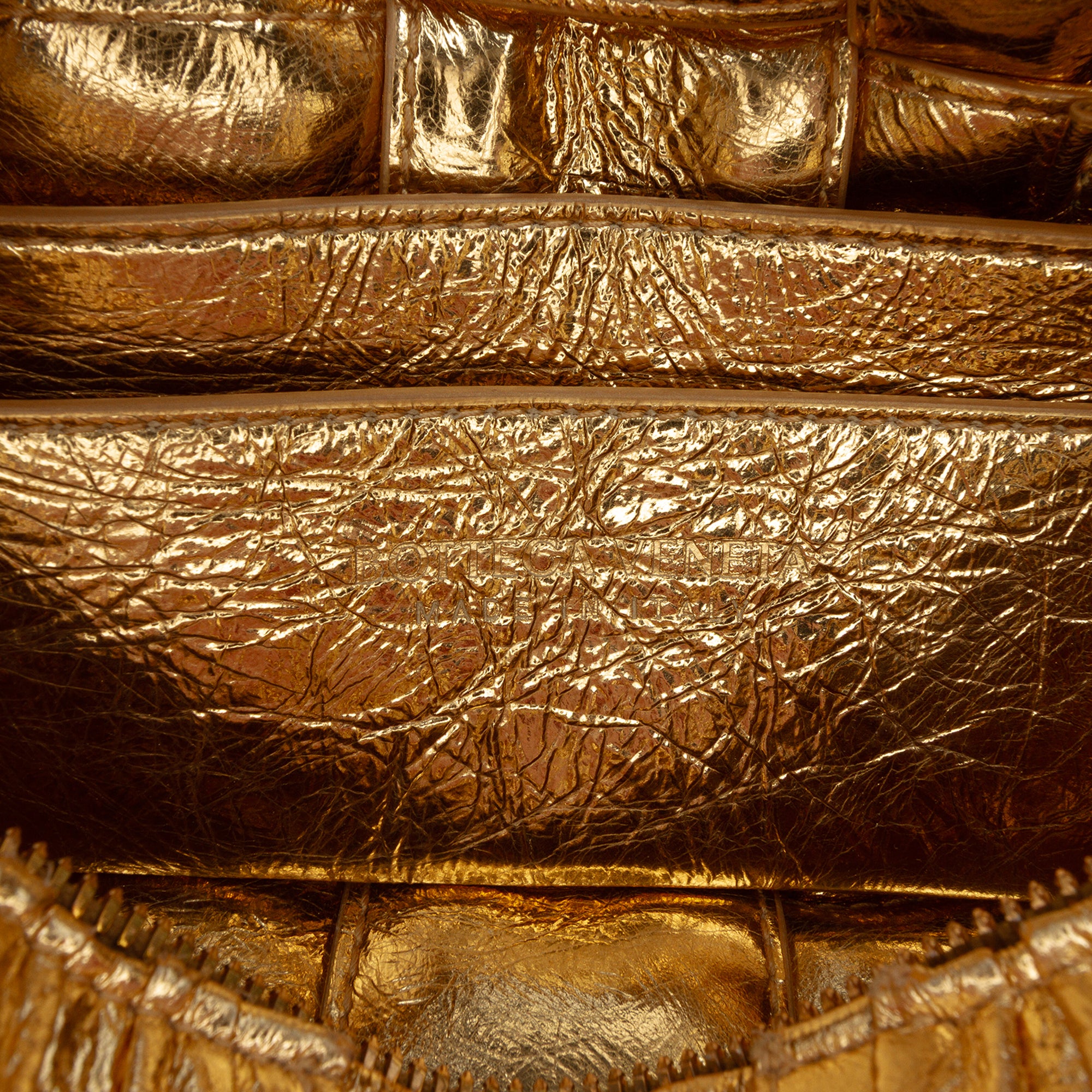 Small Metallic Lambskin Intrecciato Plisse Brick Cassette - Image 5