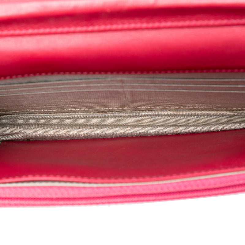 CC Lambskin Wild Stitch Wallet on Chain - Image 4