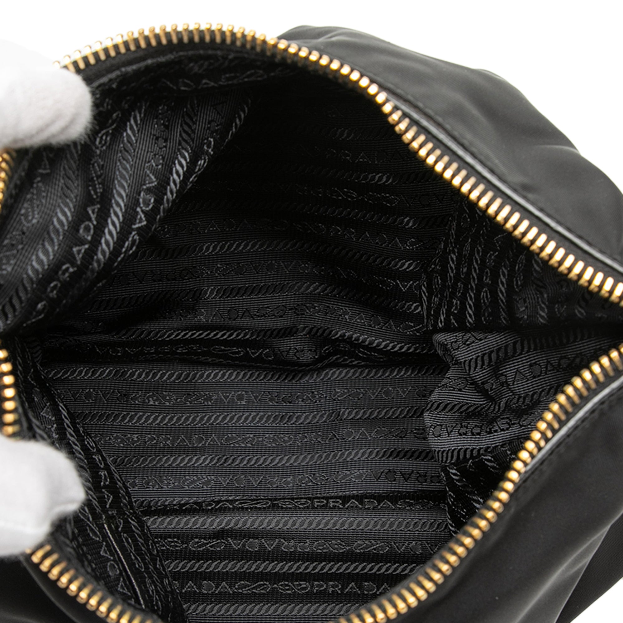 Saffiano Trimmed Tessuto Shoulder Bag - Image 4