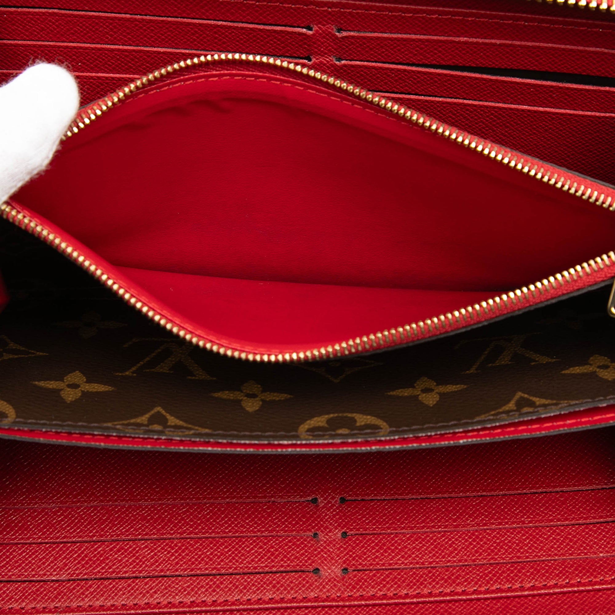 Monogram Retiro Zippy Wallet - Image 4