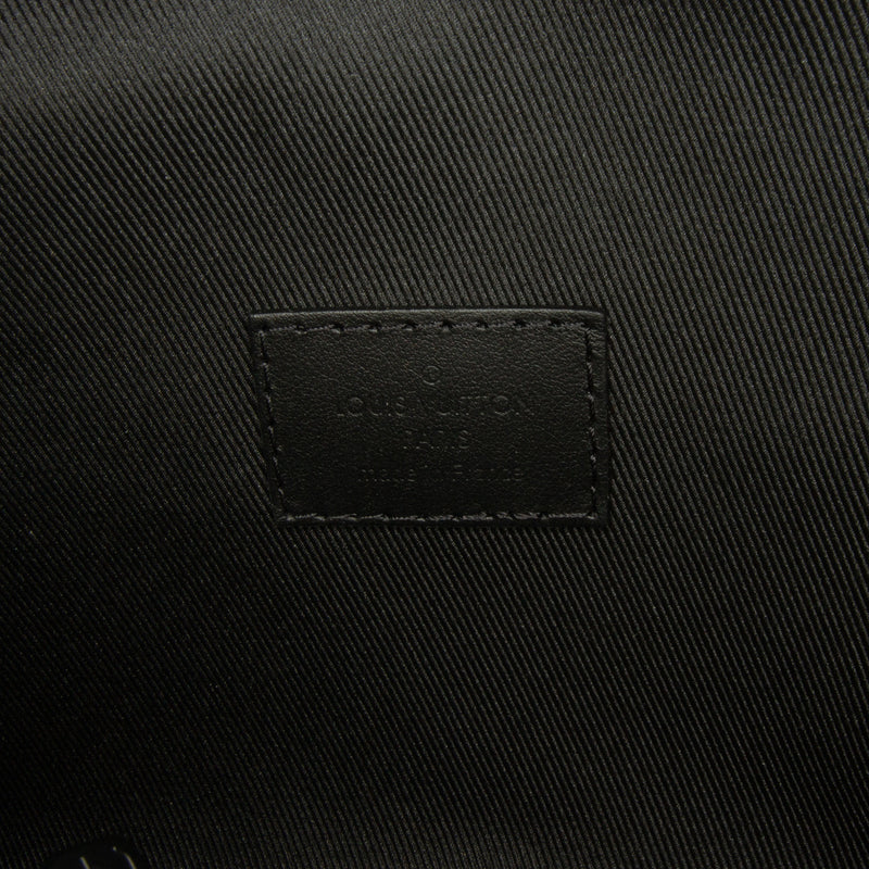Monogram Taurillon Steamer Wearable Wallet - Image 8