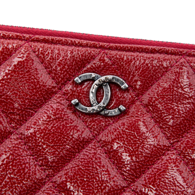 Large Quilted Patent O Case Clutch - Image 5