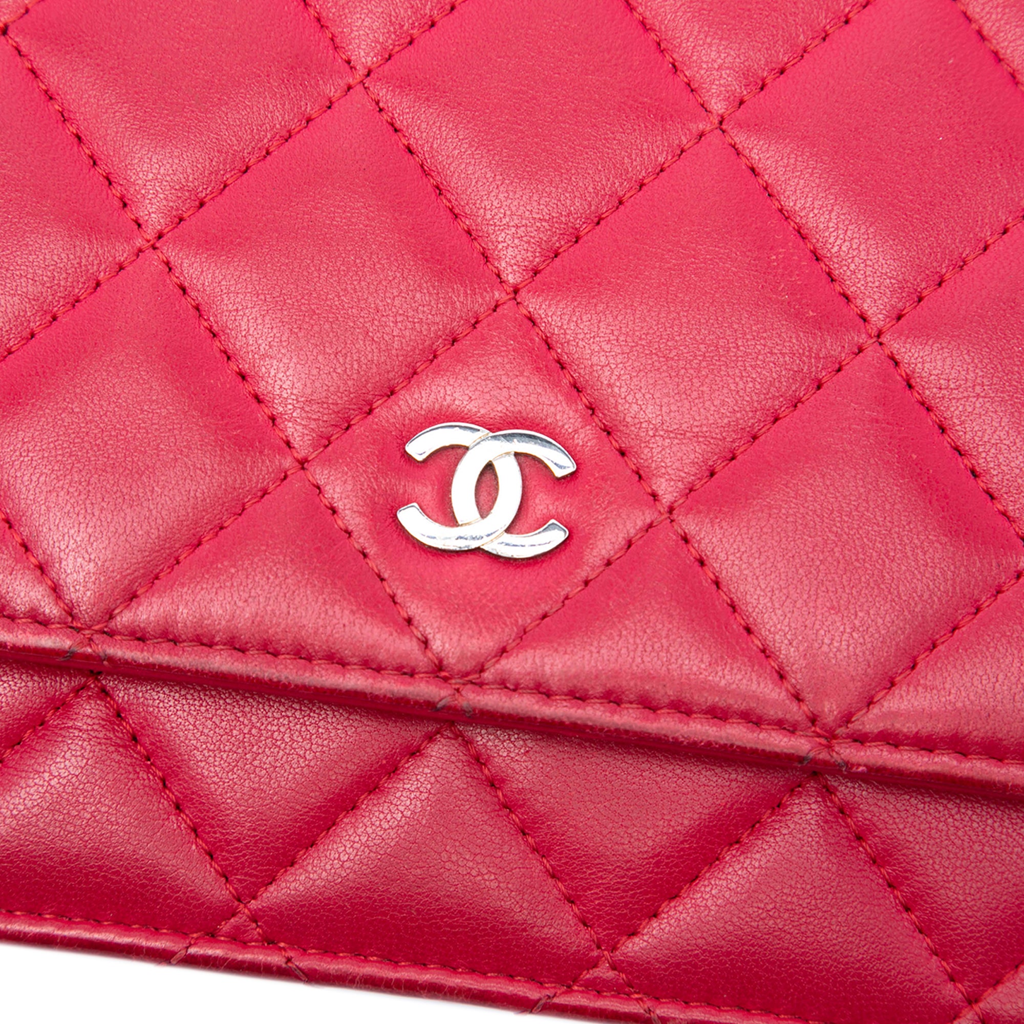 CC Quilted Lambskin Wallet on Chain - Image 5