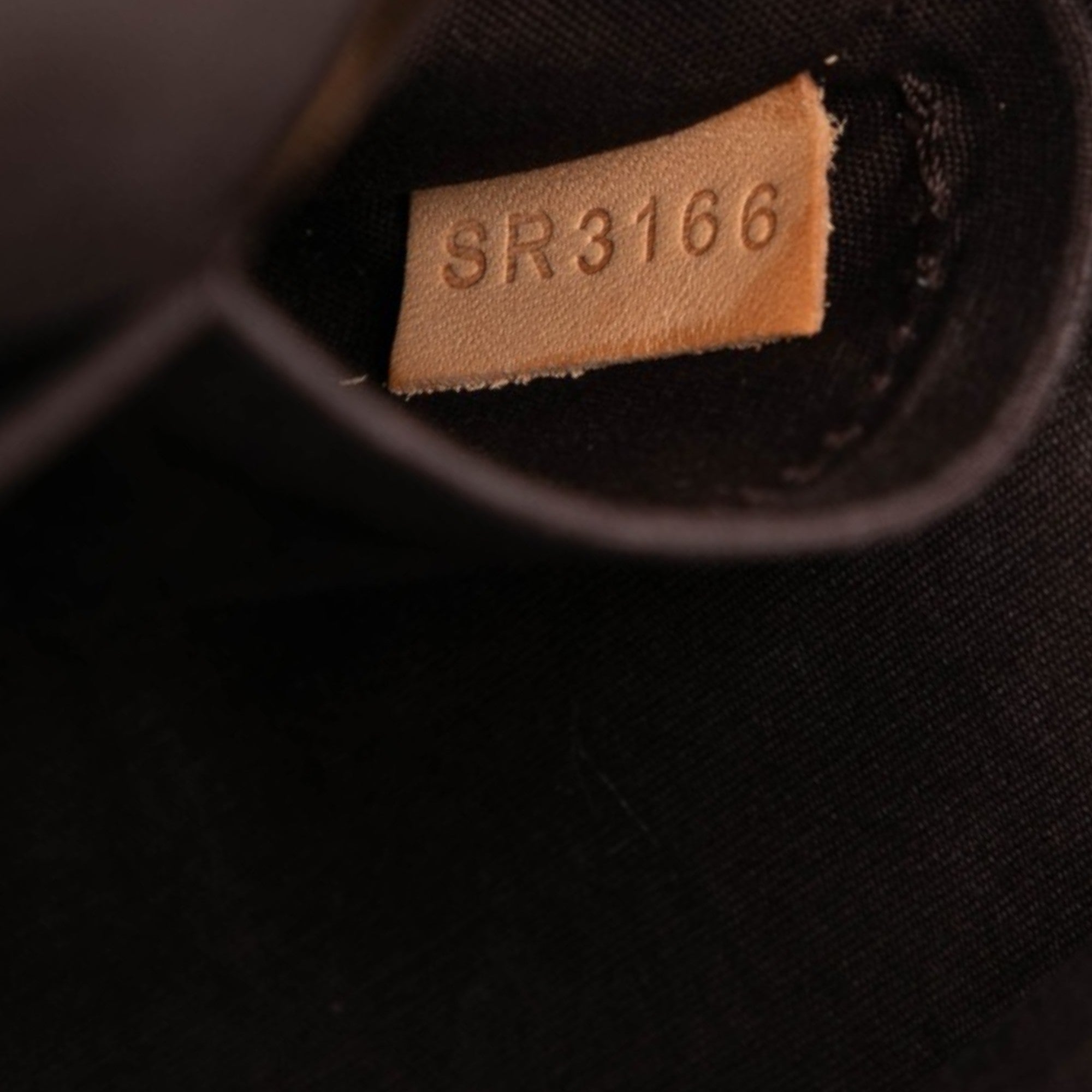 Monogram Vernis Pasadena - Image 5