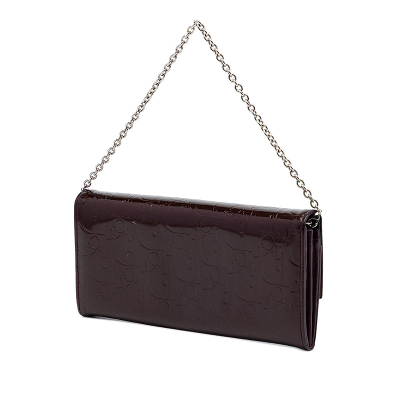 Oblique Patent Wallet on Chain - Image 2