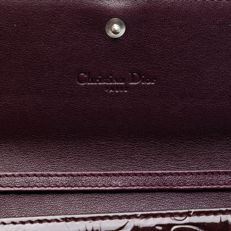 Oblique Patent Wallet on Chain - Image 5