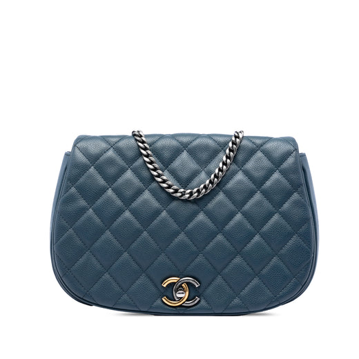 Medium Quilted Caviar Casual Pocket Flap - Image 1