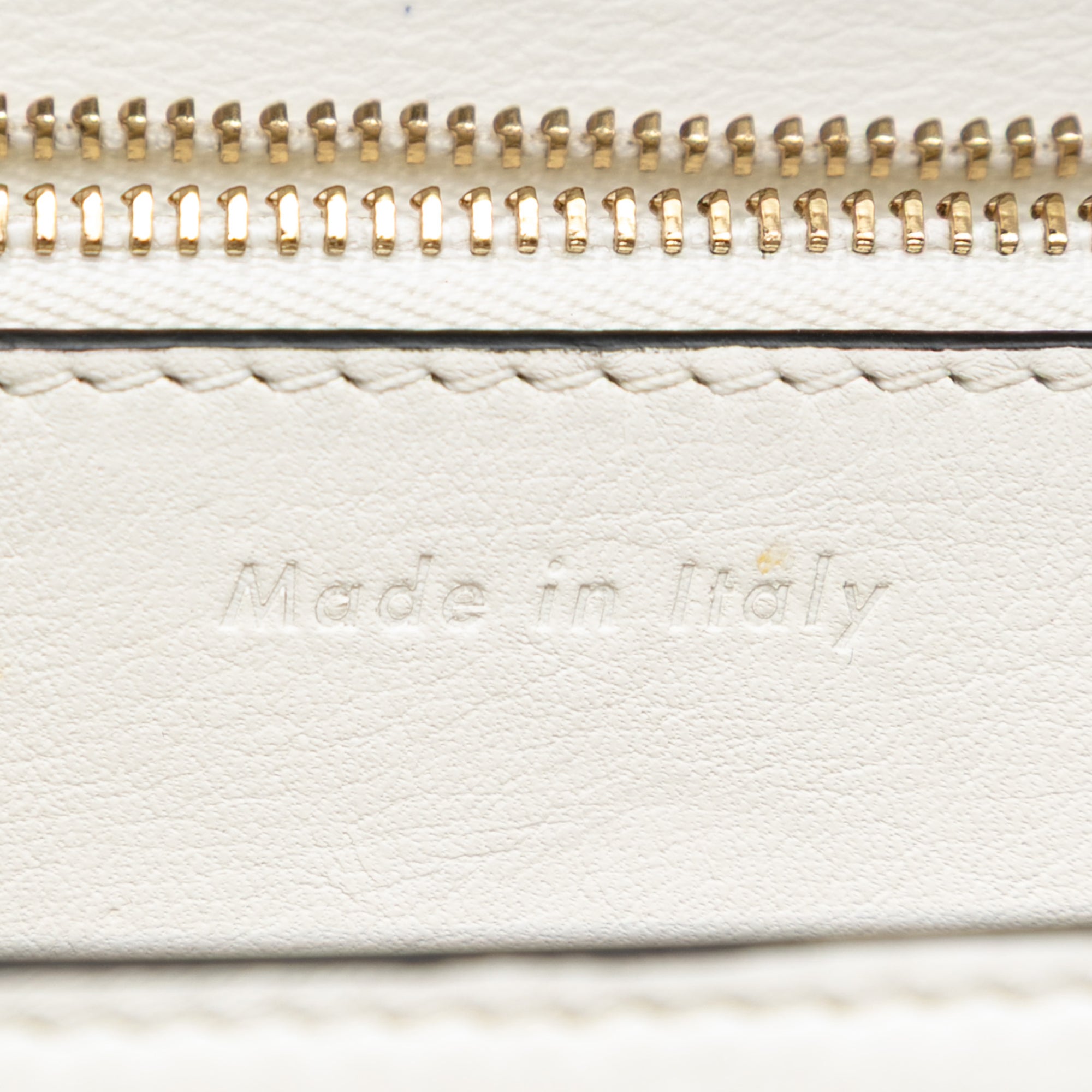 Medium Calfskin Classic Box - Image 5