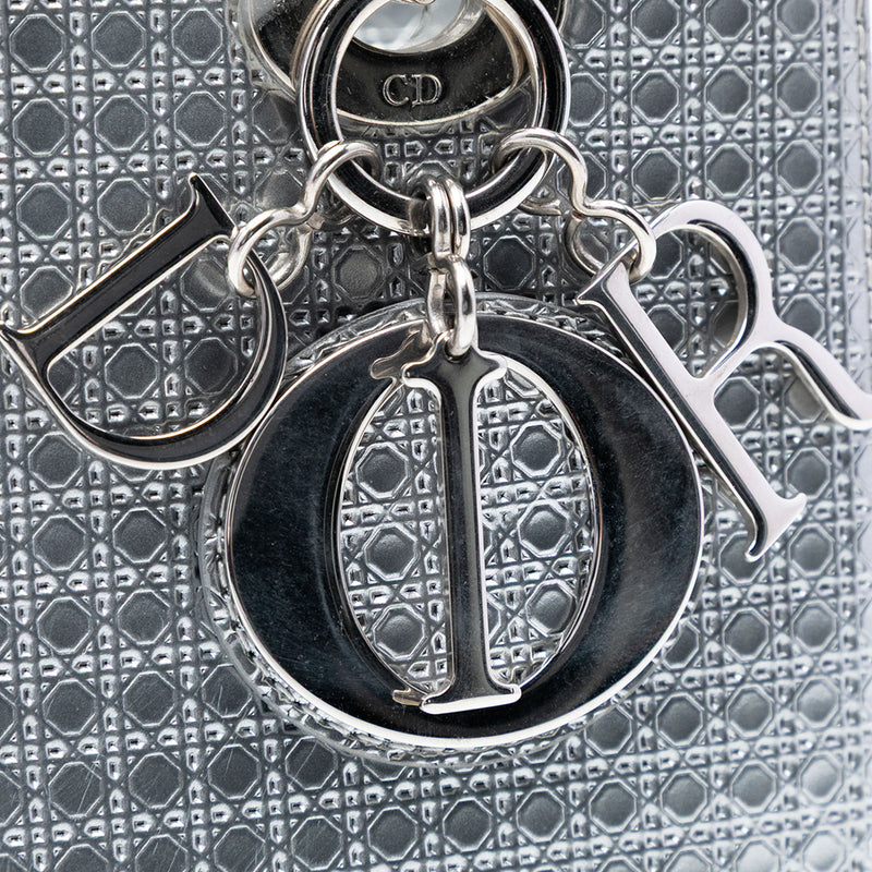 Medium Metallic Patent Microcannage Lady Dior - Image 5
