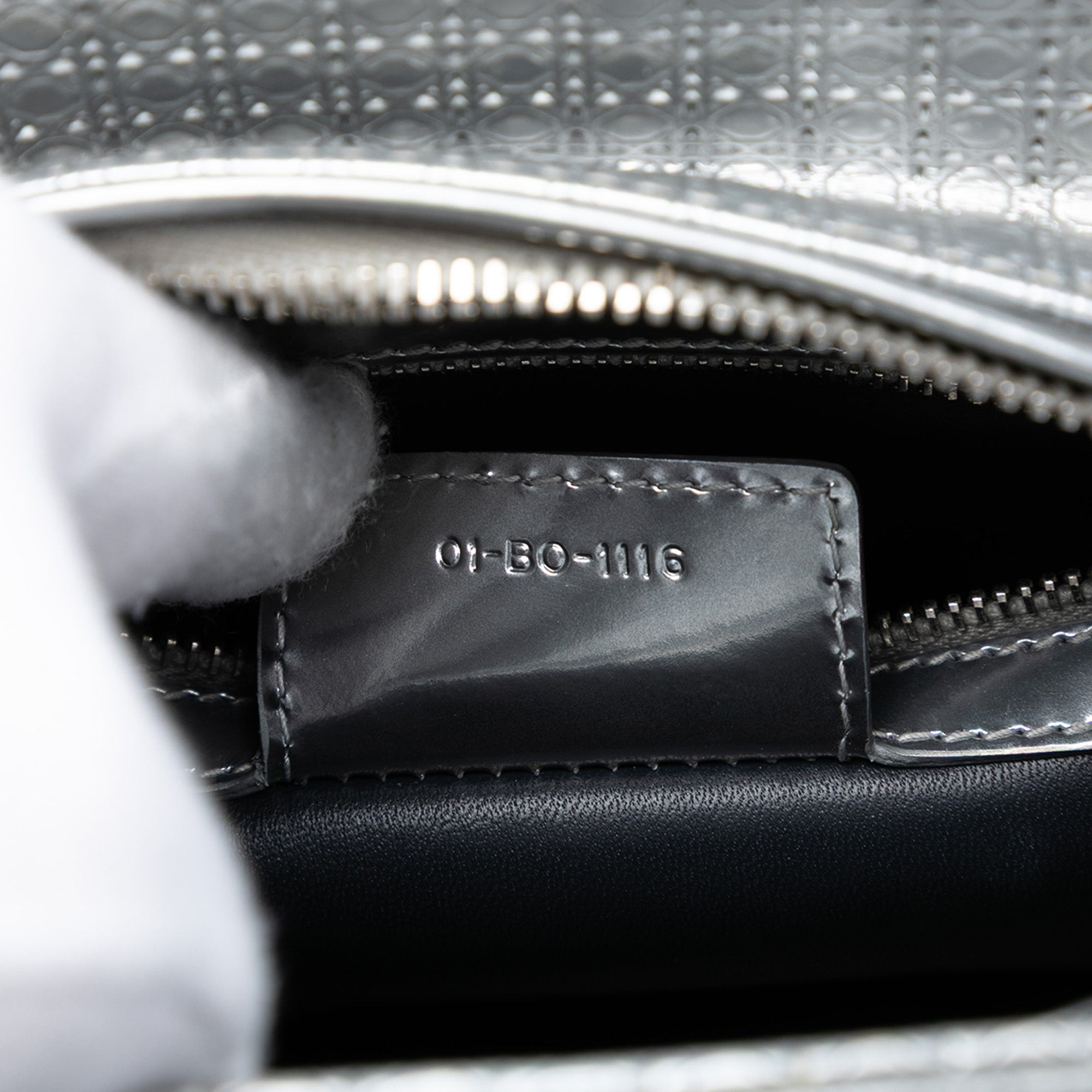 Medium Metallic Patent Microcannage Lady Dior - Image 6