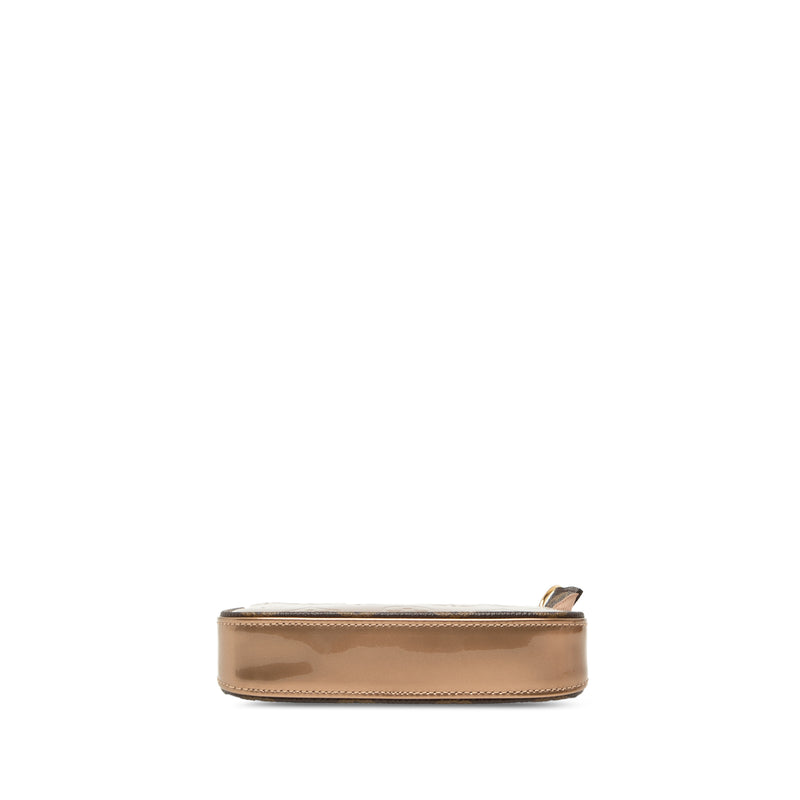 Monogram Vernis Mini Pochette Accessoires - Image 3