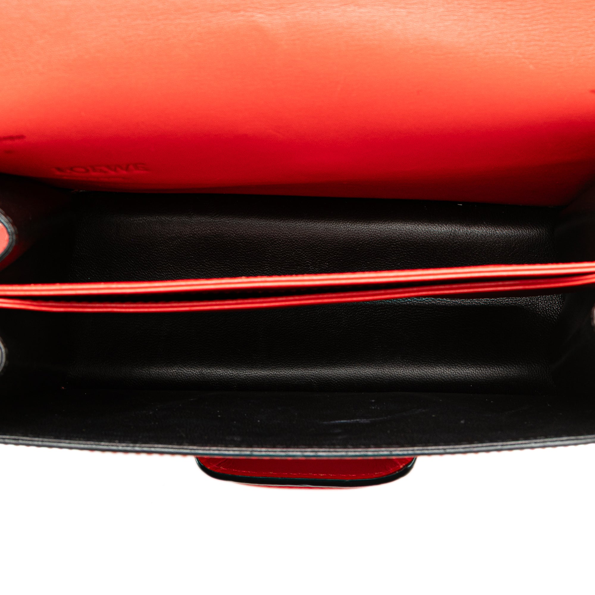 Medium Leather Barcelona Crossbody - Image 4