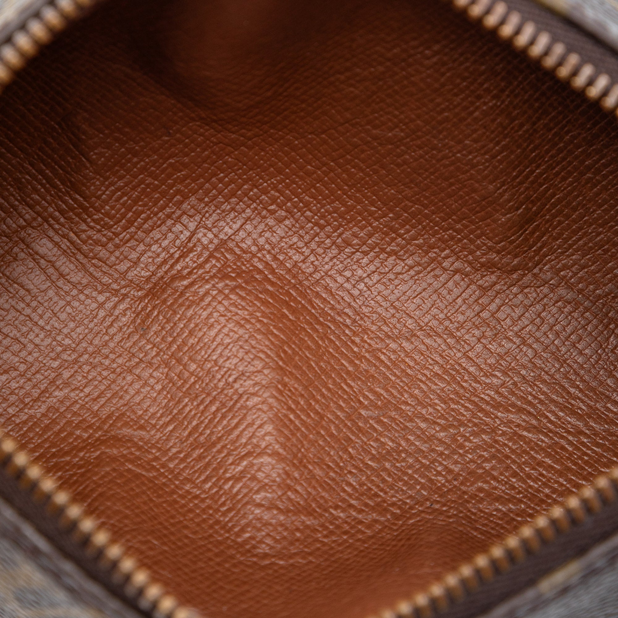 Monogram Papillon Pochette - Image 4