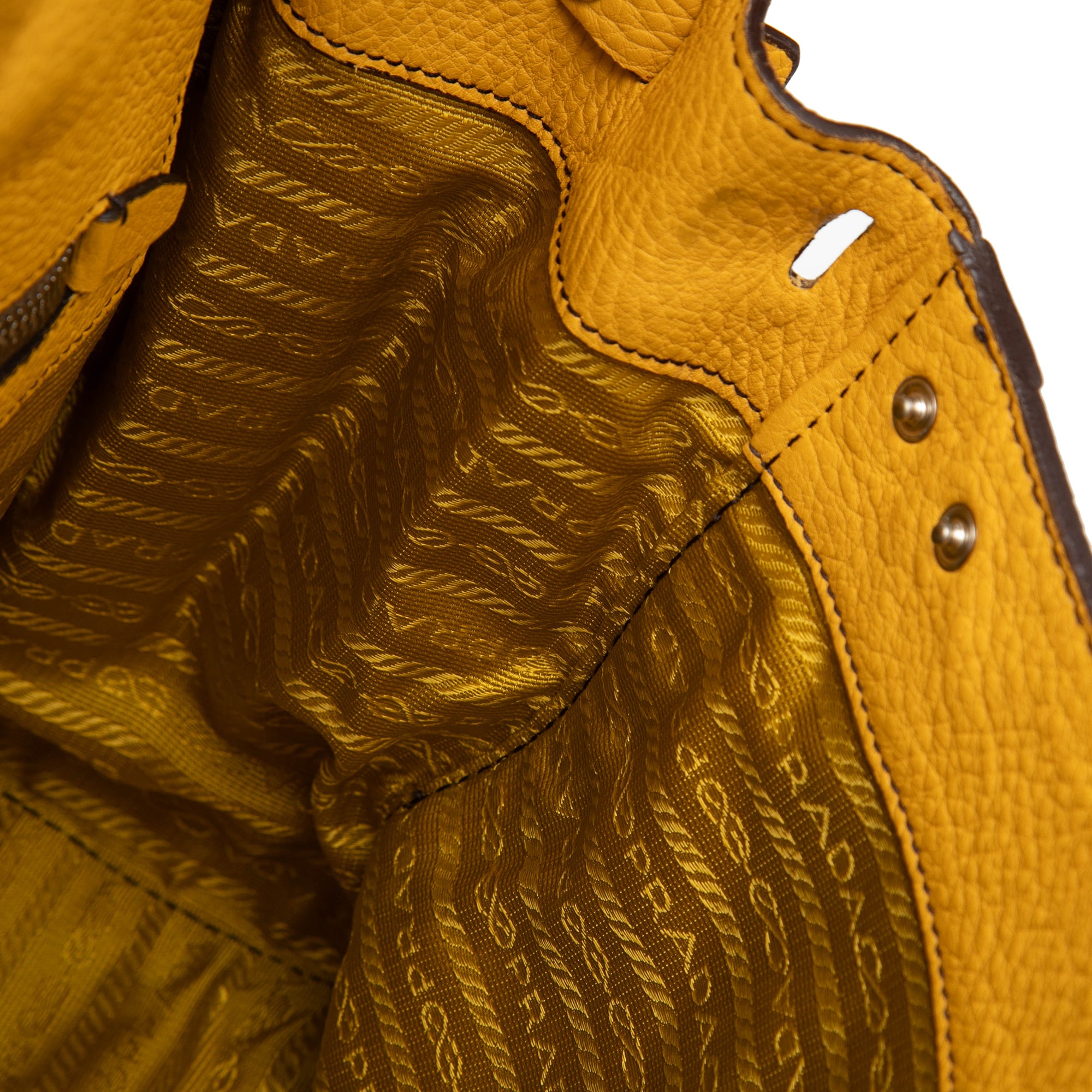 Bicolor Vitello Daino Pushlock Flap Bag - Image 7