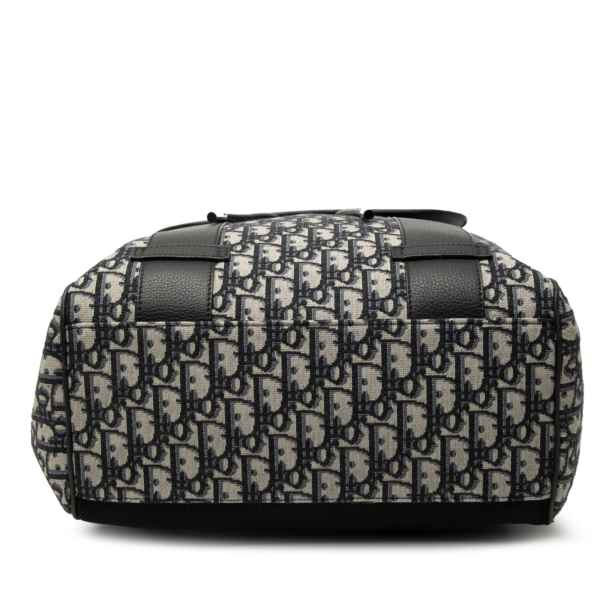 Oblique Canvas Essential Backpack - Image 3