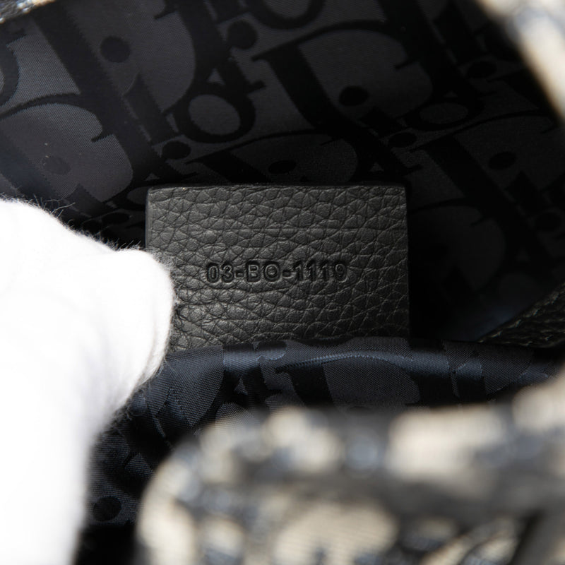 Oblique Canvas Essential Backpack - Image 6