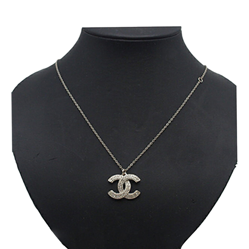 CC Brass Strass and Faux Pearl Pendant Necklace - Image 11