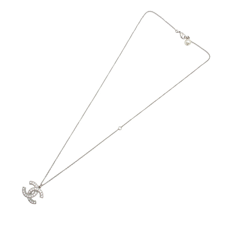 CC Brass Strass and Faux Pearl Pendant Necklace - Image 3