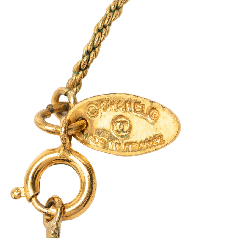Gold Plated Faux Pearl Round Pendant Necklace - Image 3