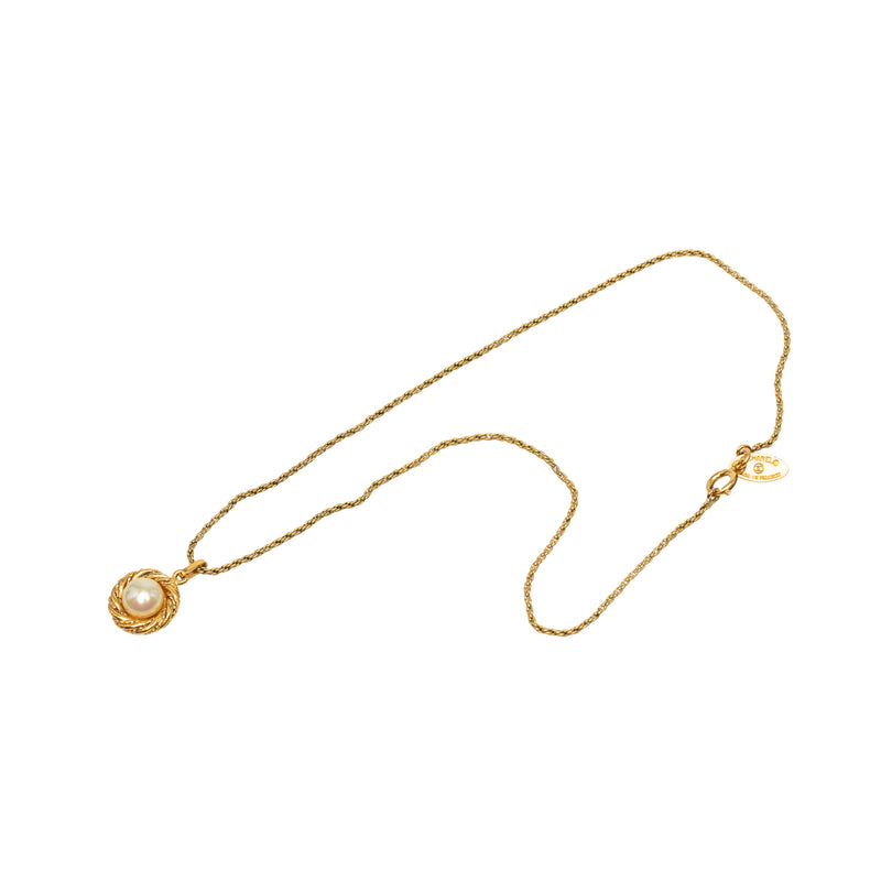 Gold Plated Faux Pearl Round Pendant Necklace - Image 4
