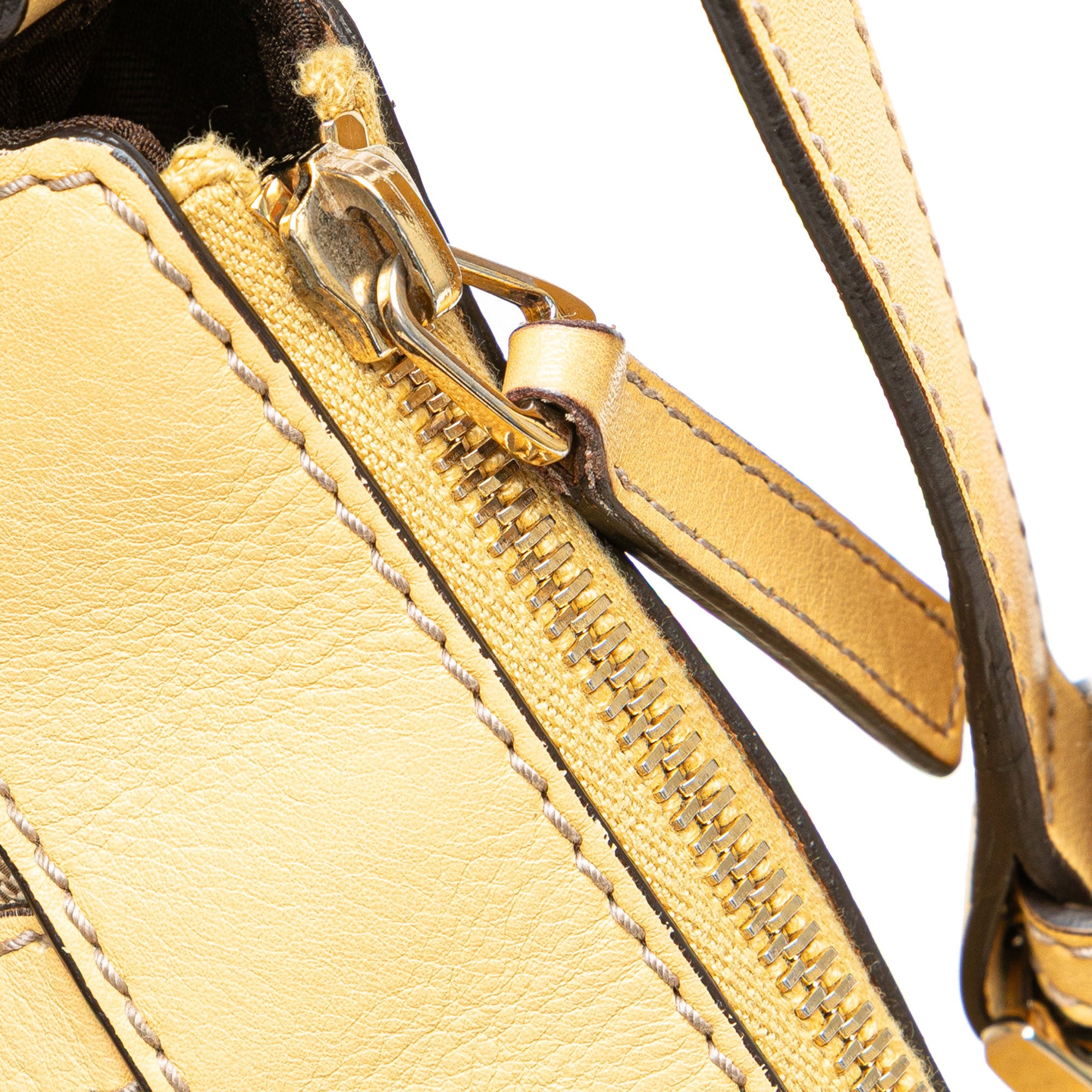 GG Canvas Abbey D Ring Crossbody - Image 9