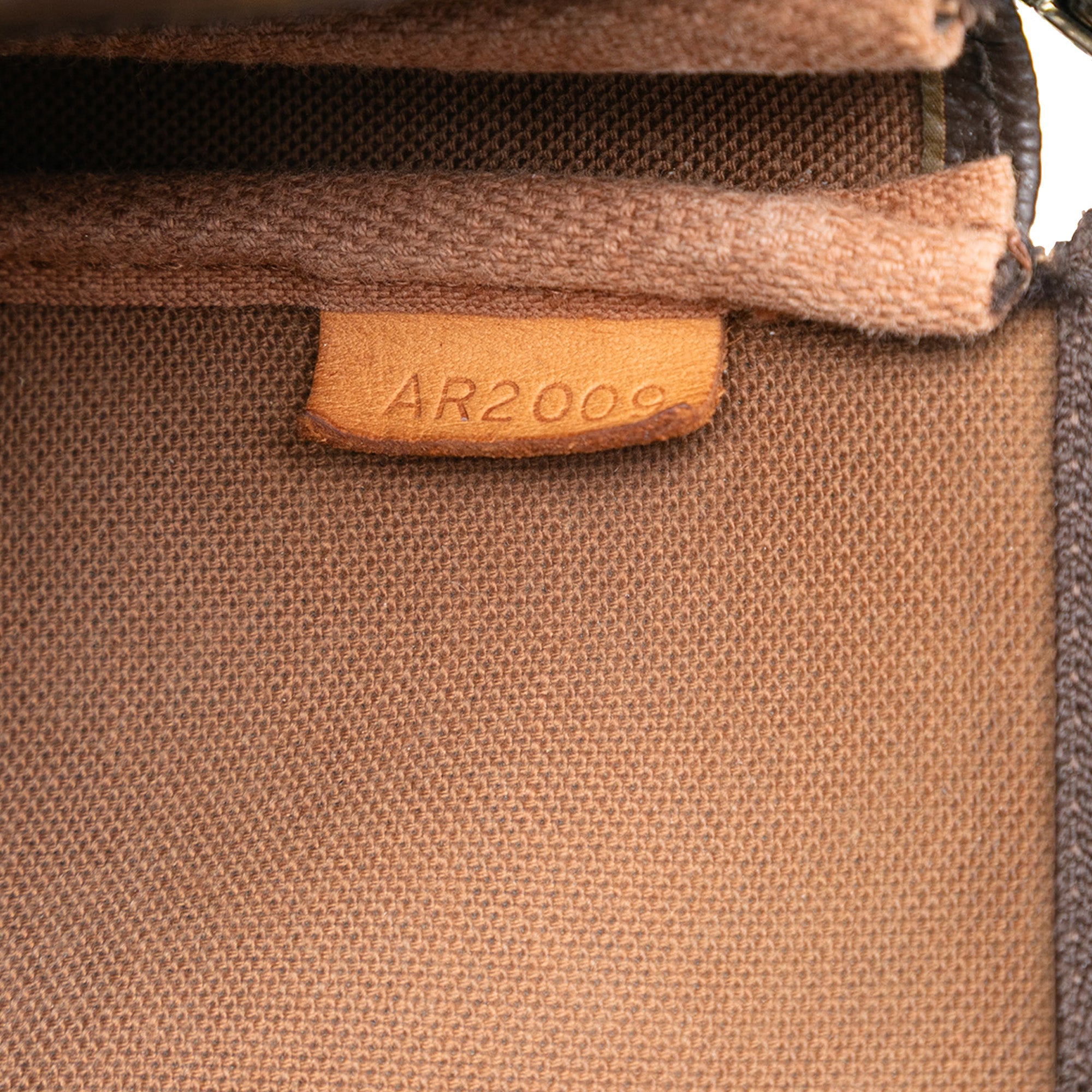 Monogram Pochette Accessoires - Image 5