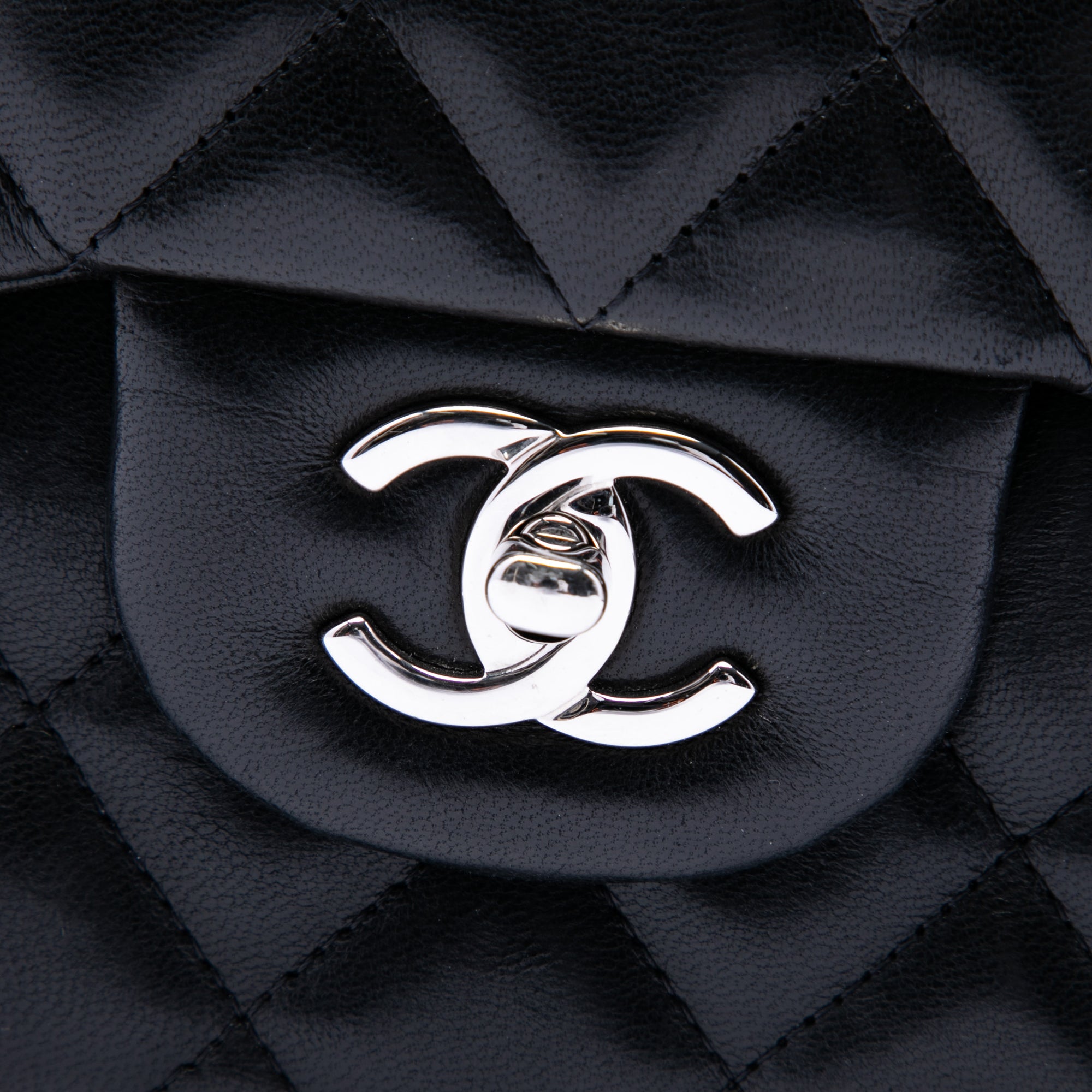 Jumbo Classic Lambskin Double Flap - Image 5
