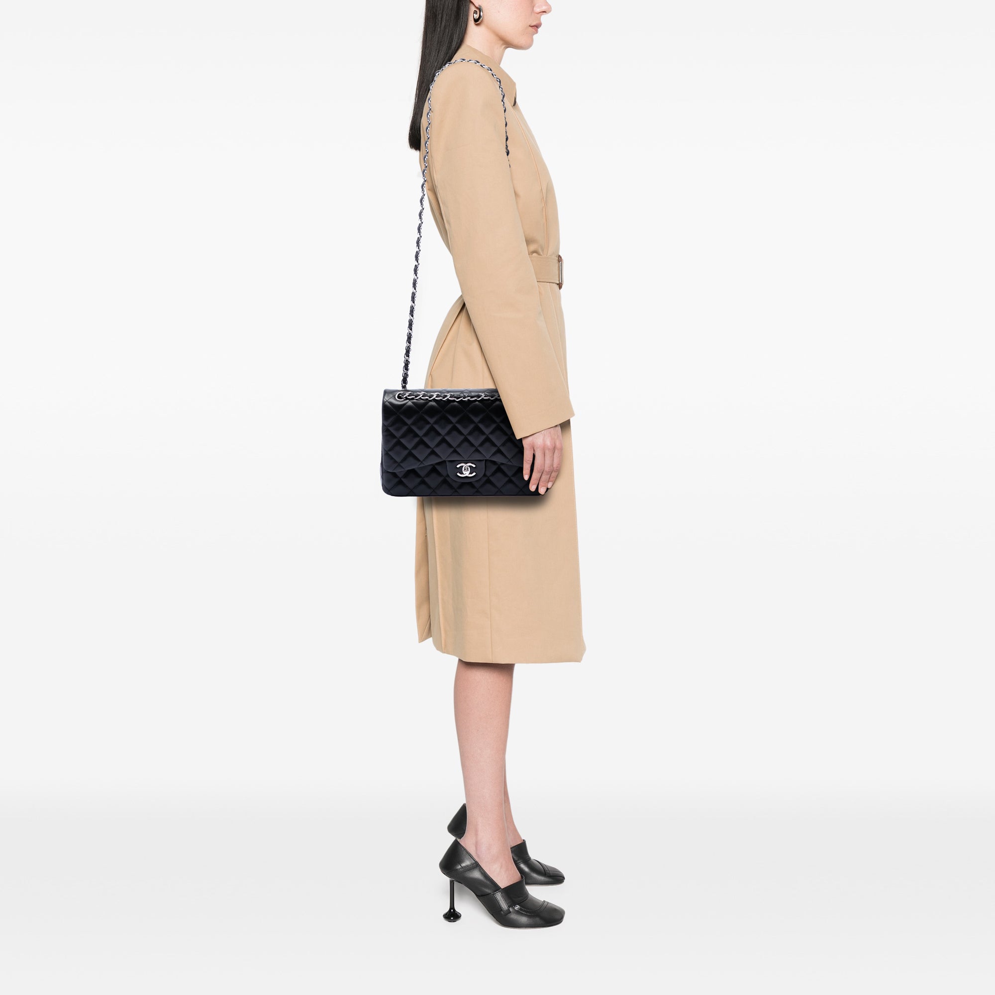 Jumbo Classic Lambskin Double Flap - Image 6
