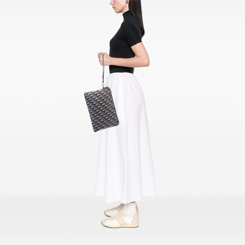 Oblique Canvas A4 Zipped Pouch - Image 6