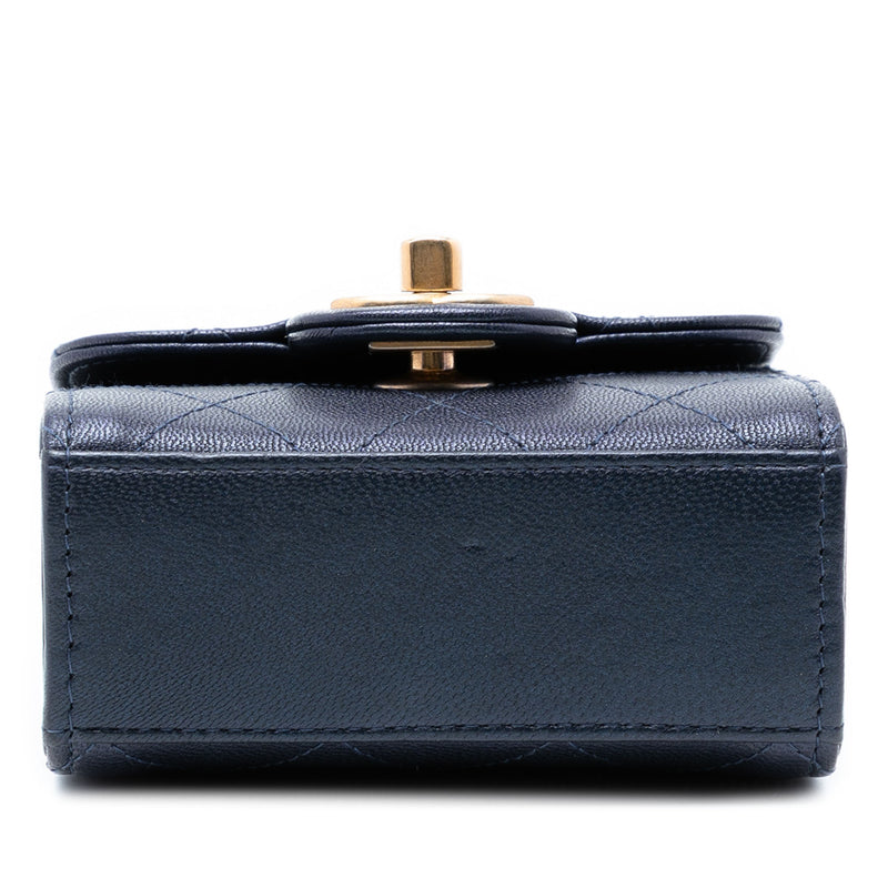 Mini Quilted Goatskin Vertical Chic Pearls Flap Clutch With Chain - Image 3