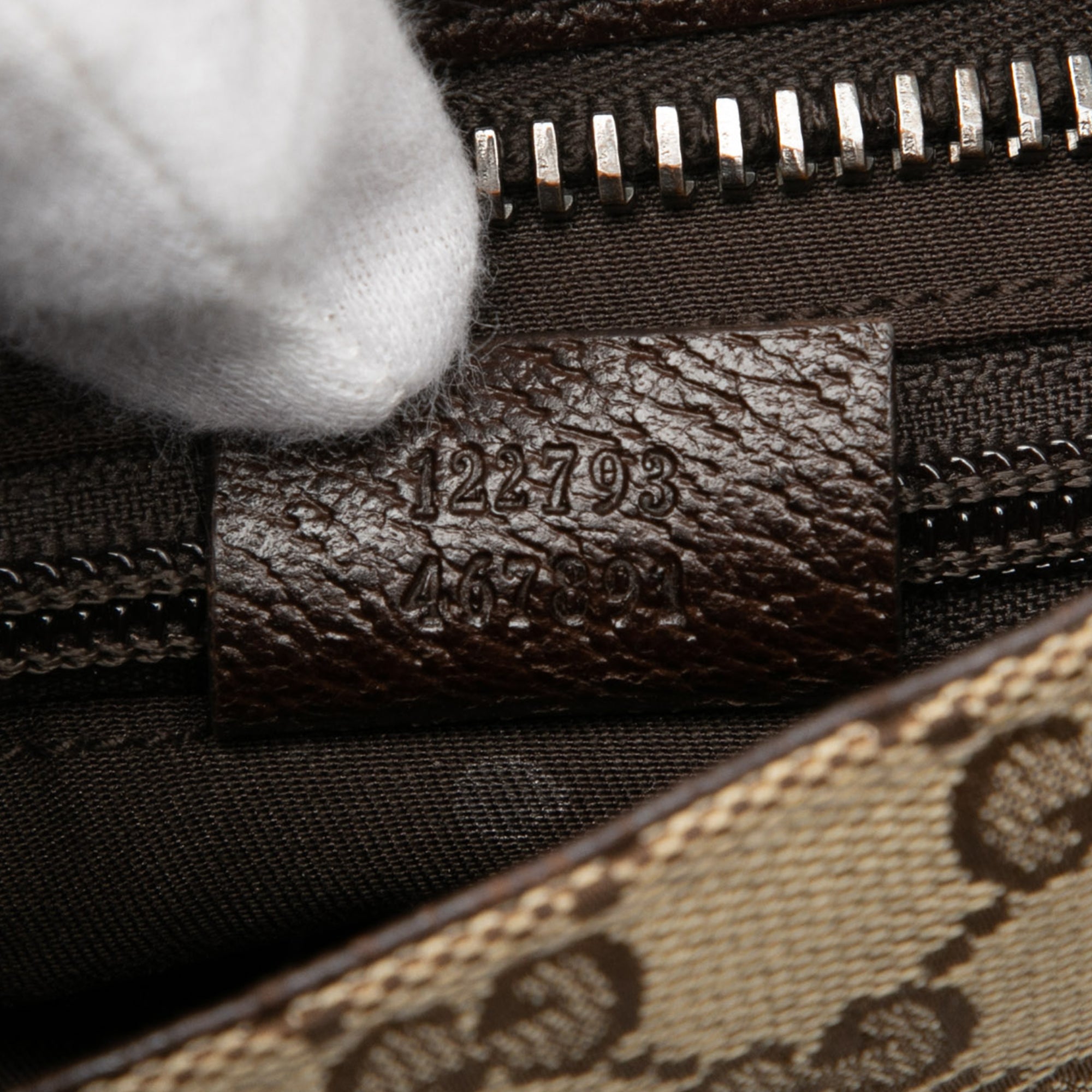 GG Canvas Crossbody - Image 6