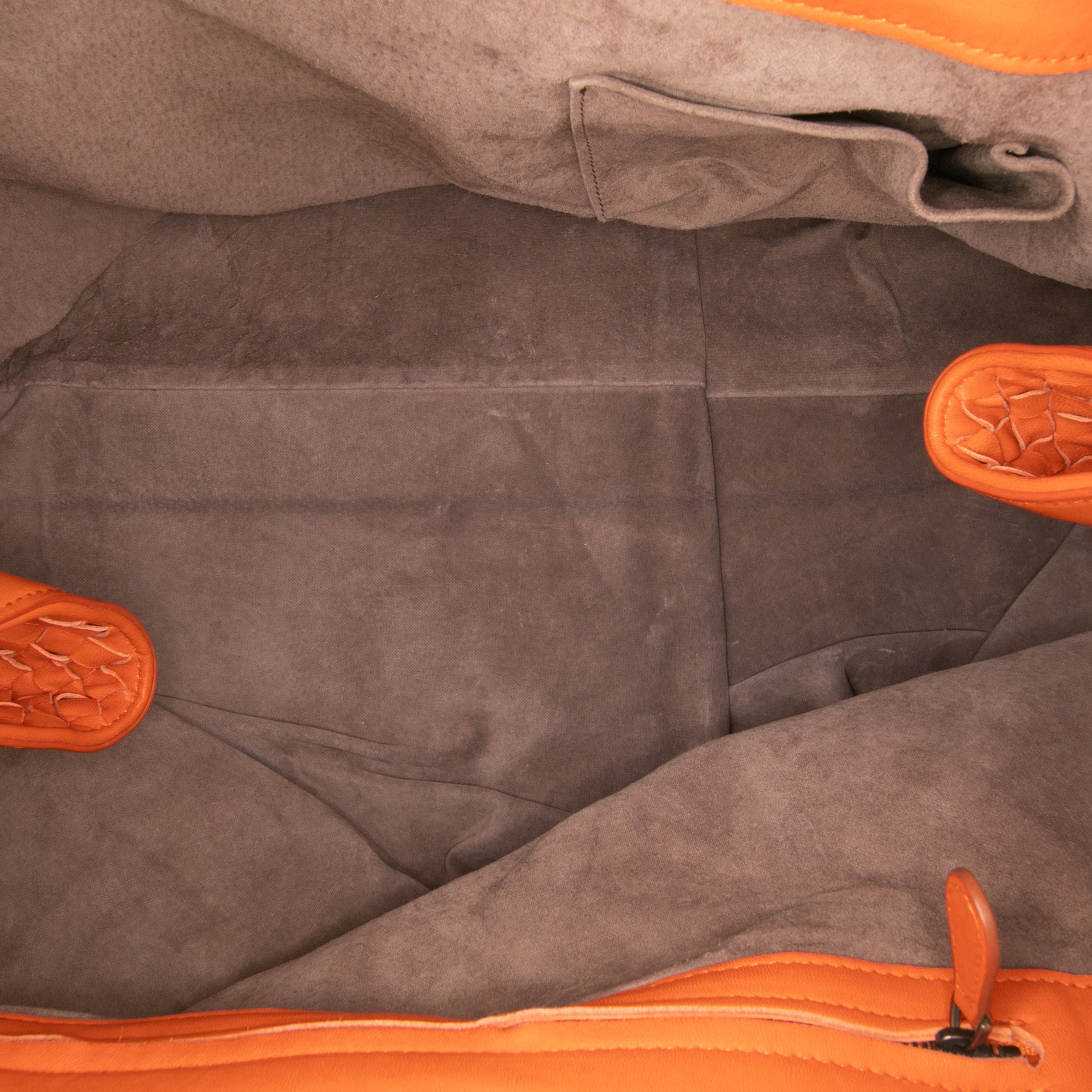 Large Nappa Intrecciato Franges Hobo - Image 4